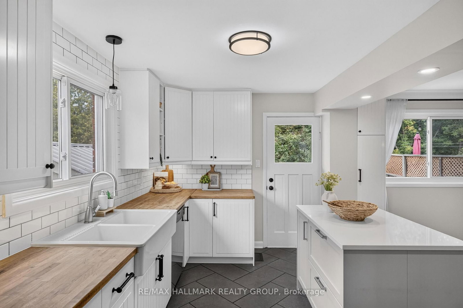 1213 Emperor Avenue • Ottawa, ON photo 10