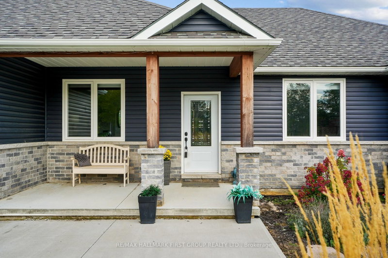 115 Broomfield Rd photo 4