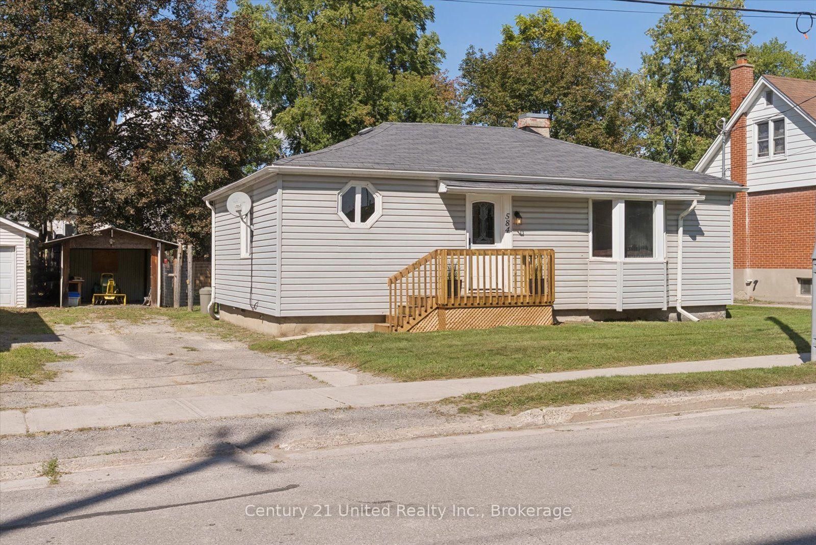 584 Wolfe Street • Peterborough, ON photo 32