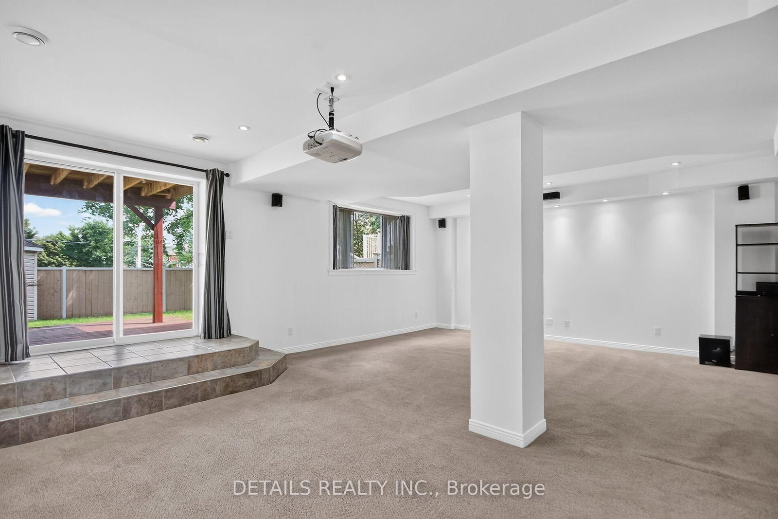 250 Flodden Way • Ottawa, ON photo 34