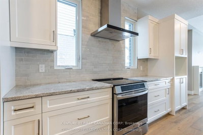 2215 DARWIN Crescent • London South, ON photo 8