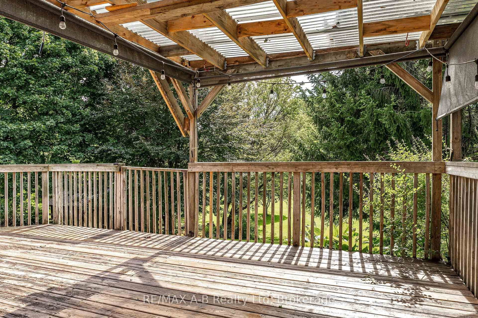 332 Widder Street E • St. Marys, ON photo 33