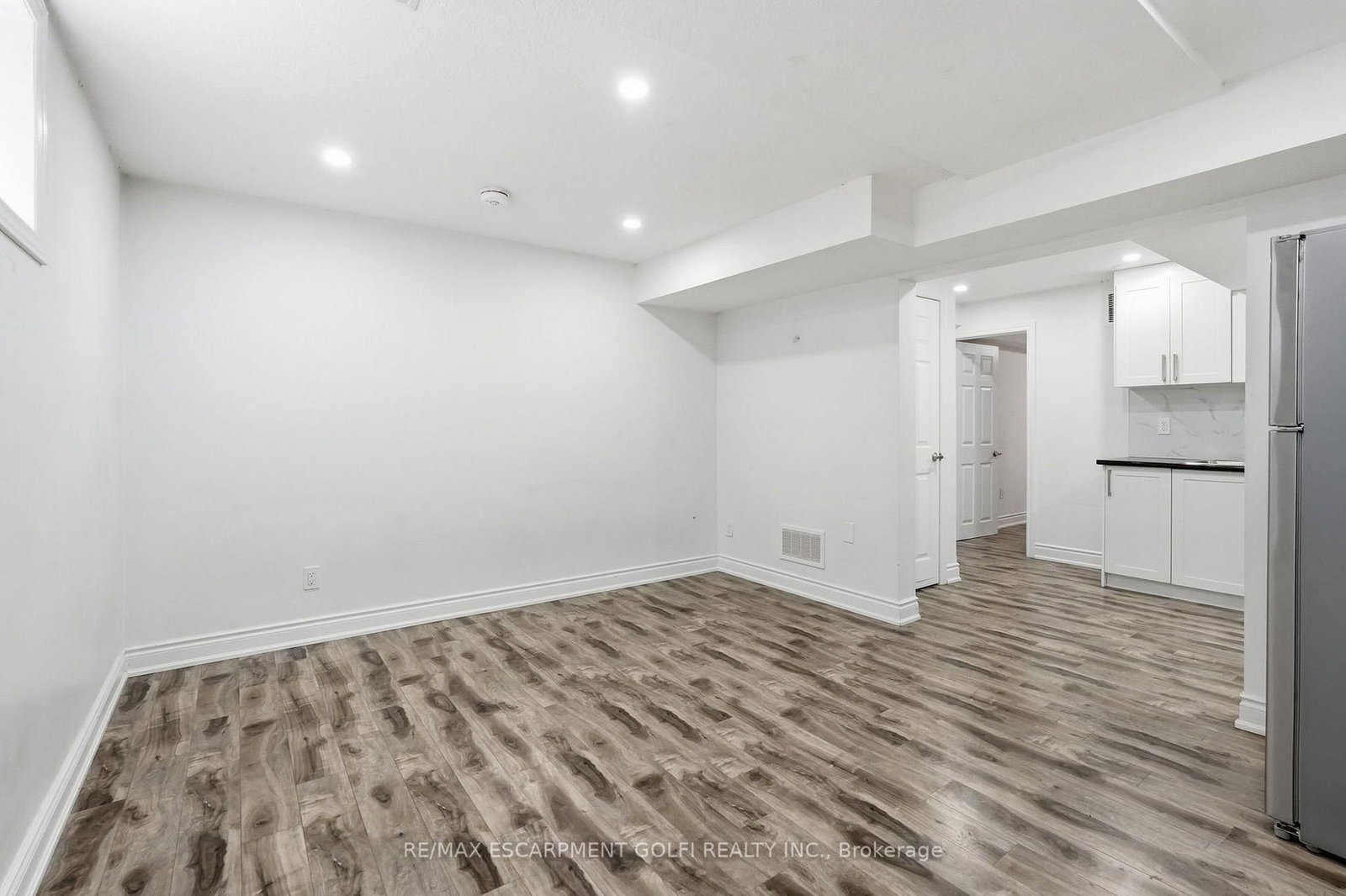 292 THORNCREST Drive • Waterloo, ON photo 40