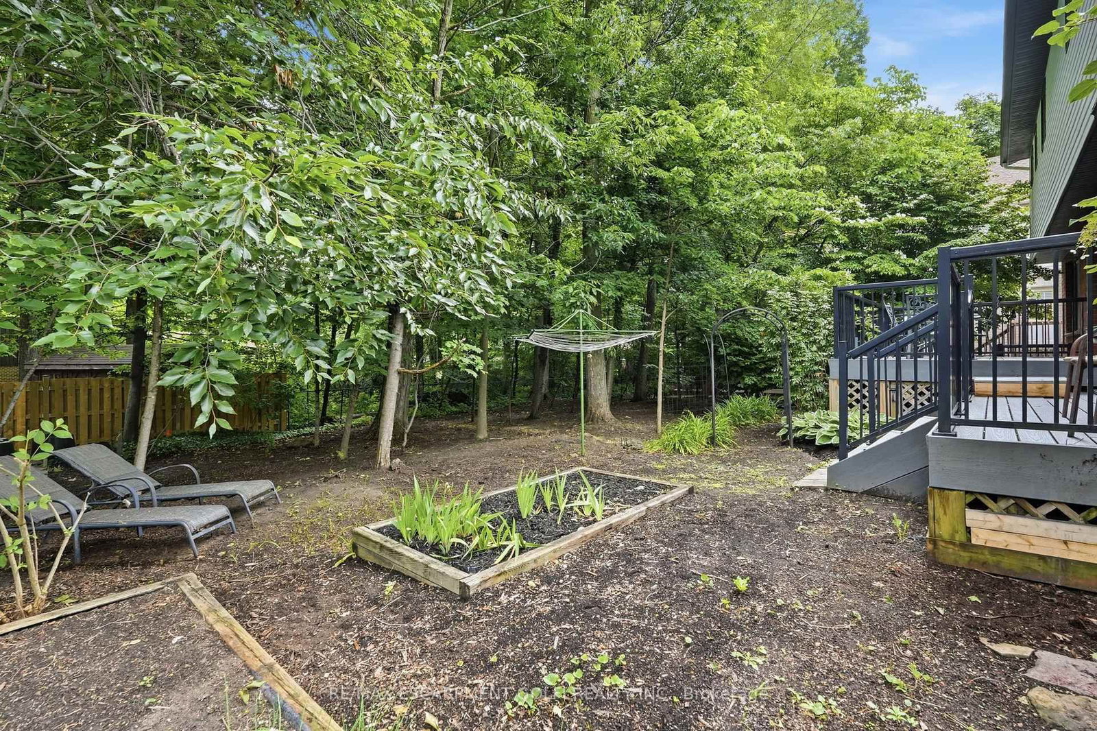292 THORNCREST Drive • Waterloo, ON photo 47