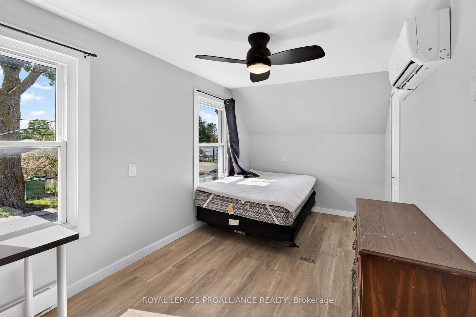 79 Wall Street • Brockville, ON photo 33