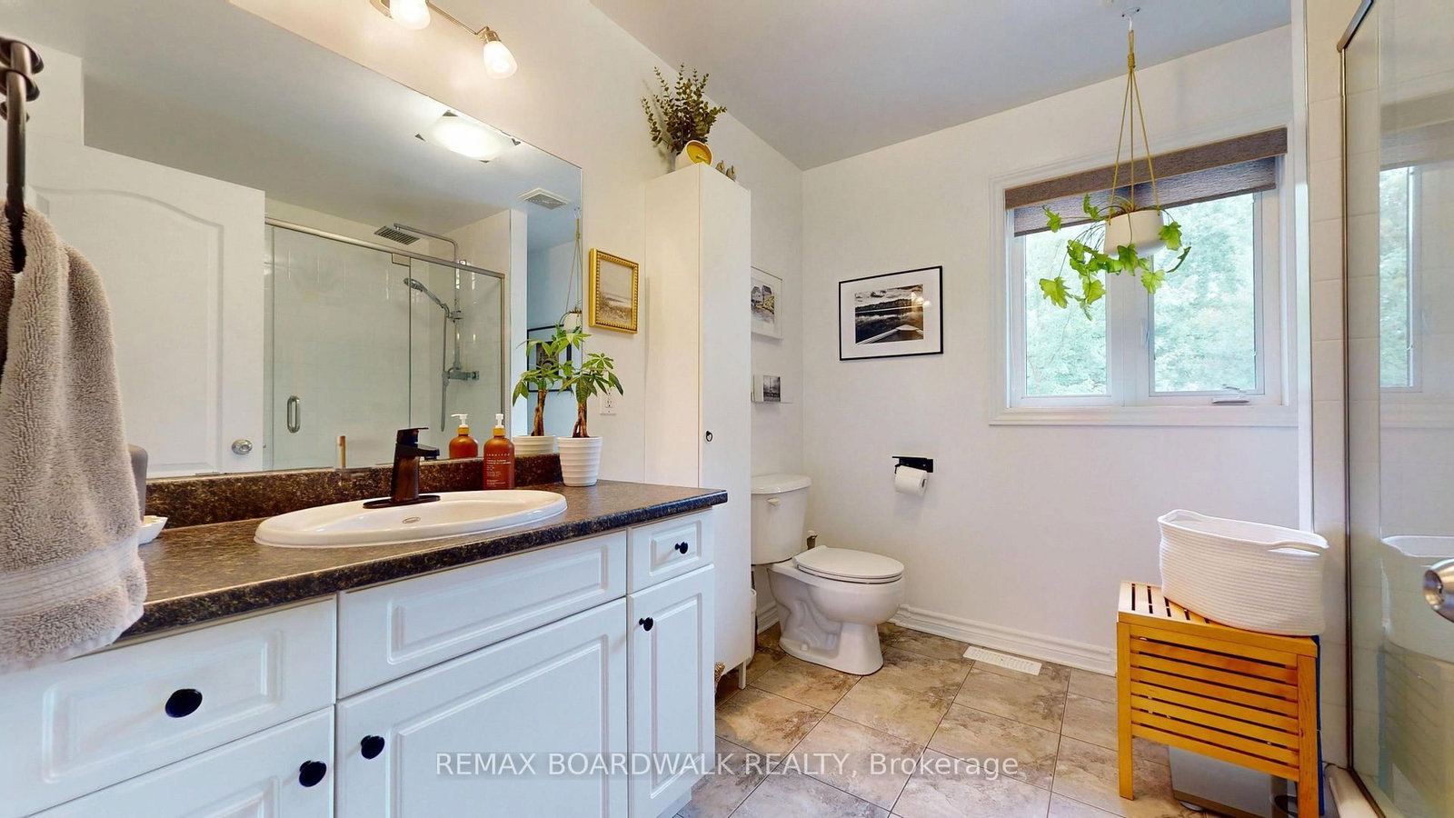 1276 Lori Elizabeth Street • North Dundas, ON photo 20
