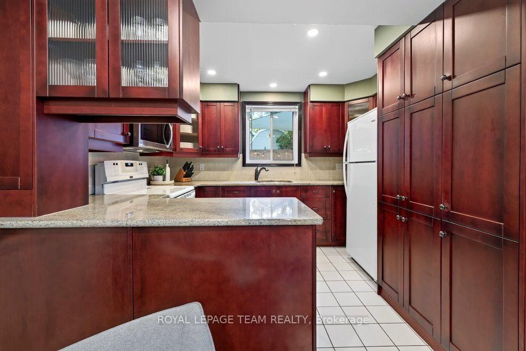 249 Hinchey Avenue • Ottawa, ON photo 13