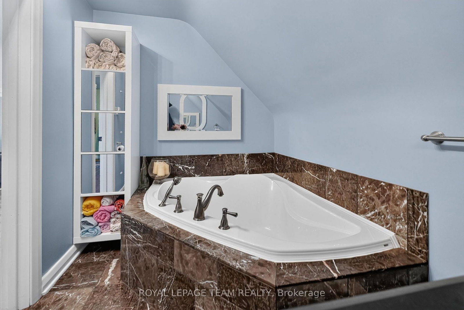 567 Redwood Avenue • Ottawa, ON photo 26