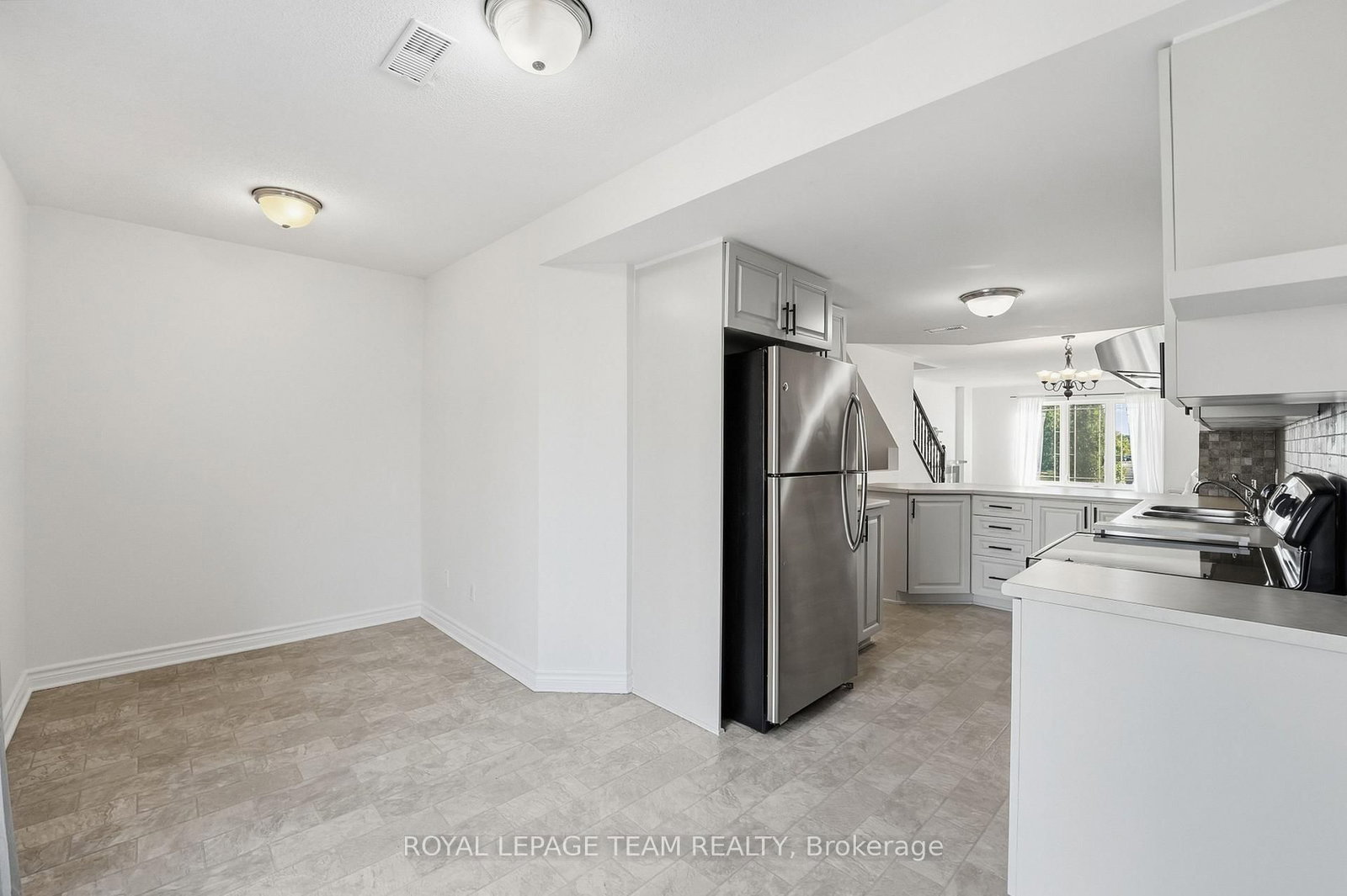 128 Paseo Private • Ottawa, ON photo 8
