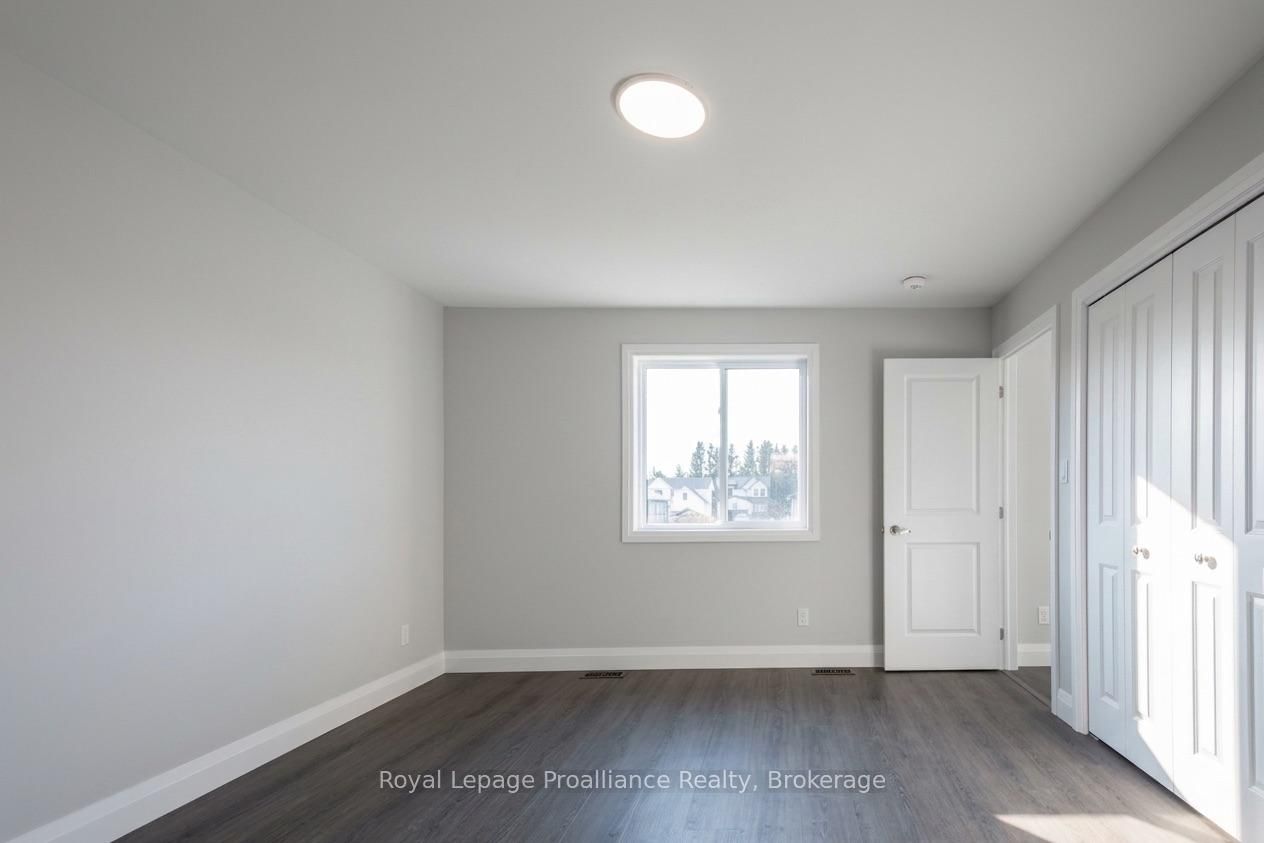 42 Mackenzie John Crescent • Brighton, ON photo 11