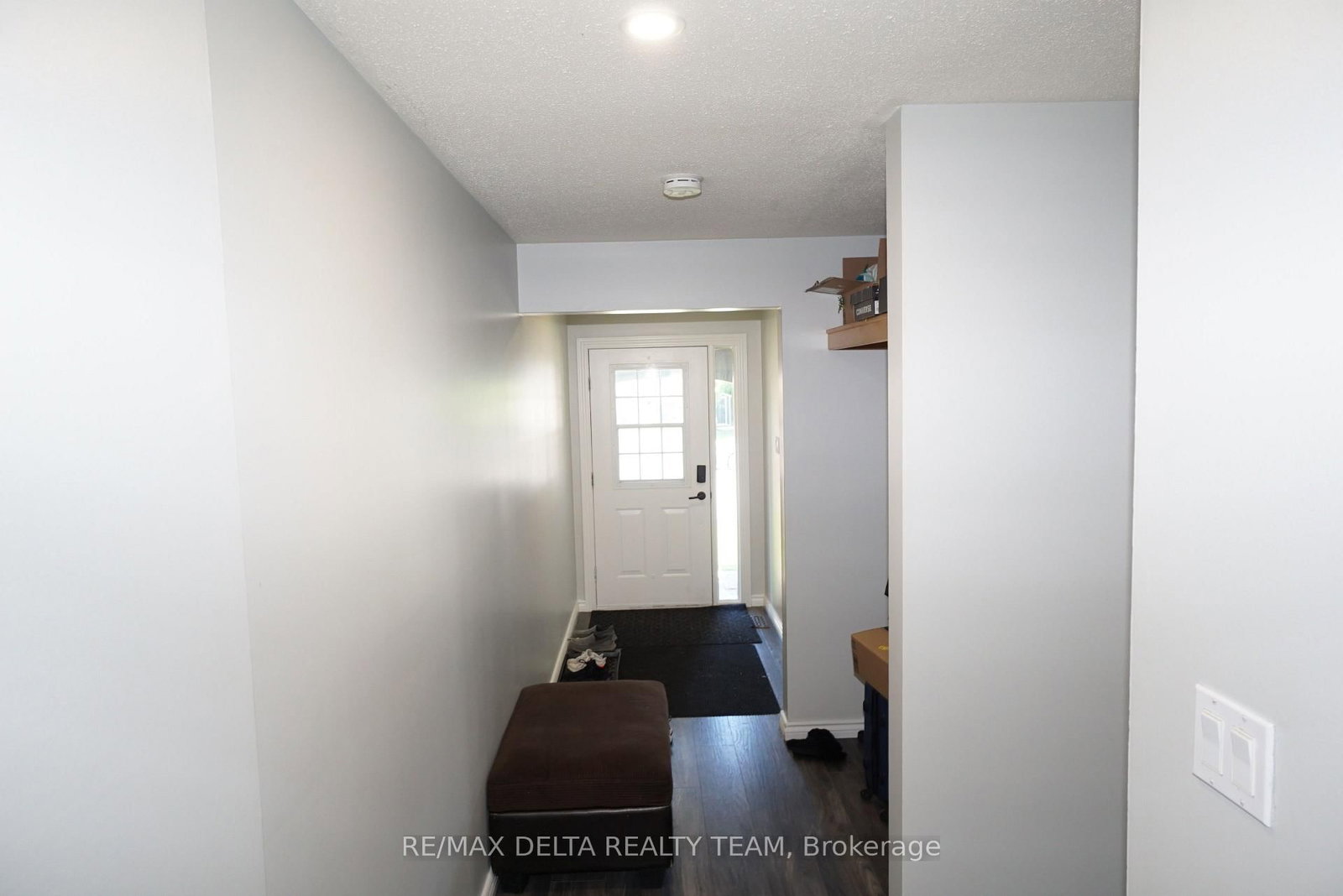 24 Raftus Square • Ottawa, ON photo 5