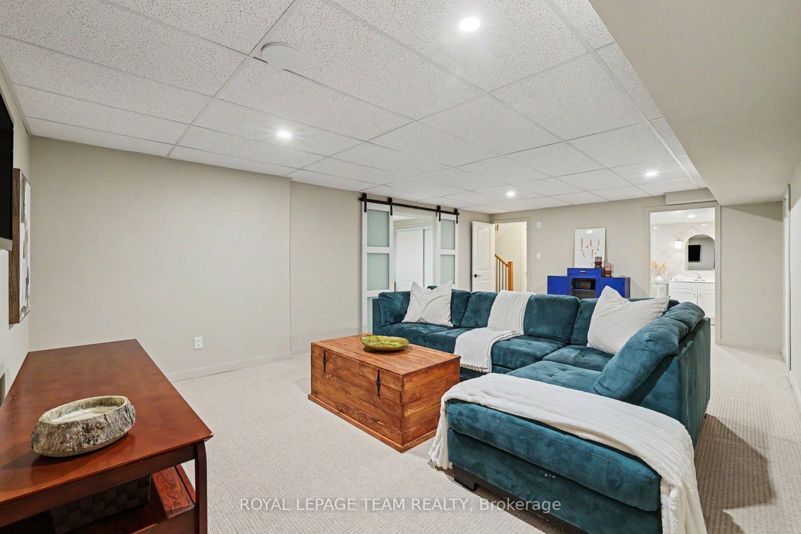 747 Petanque Crescent • Ottawa, ON photo 33