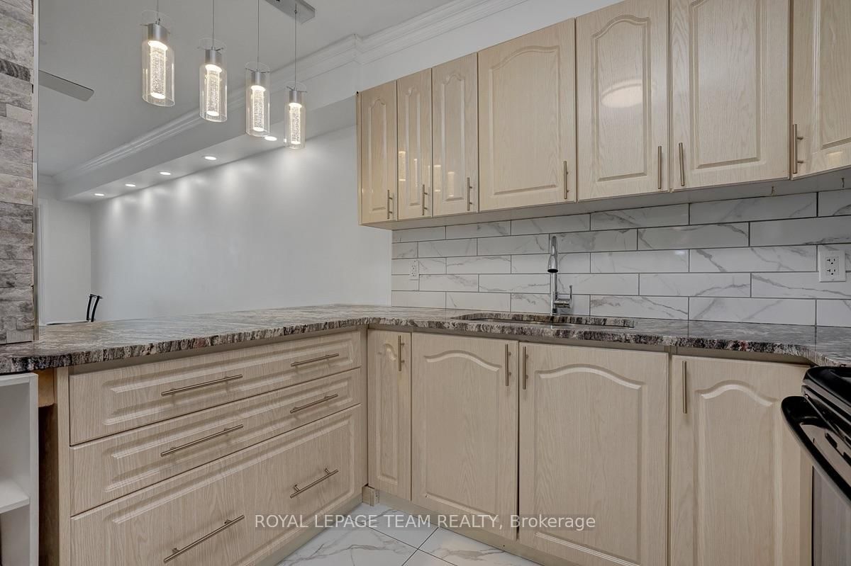 158A McArthur Avenue • #1208 • Ottawa, ON photo 20