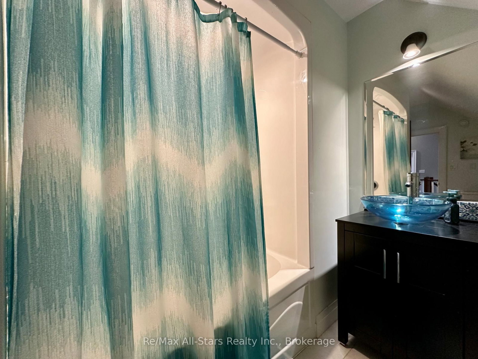 316 1/2 Riverside Drive • Kawartha Lakes, ON photo 27