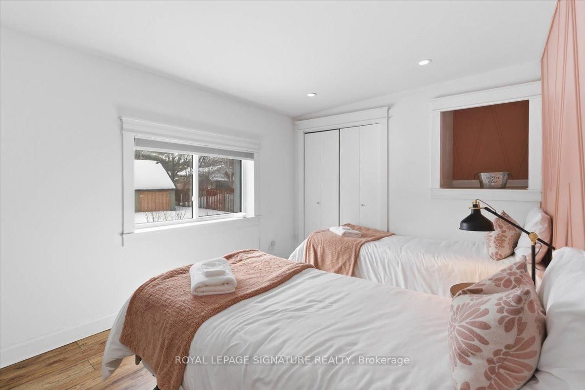 42 York Street • Prince Edward County, ON photo 10