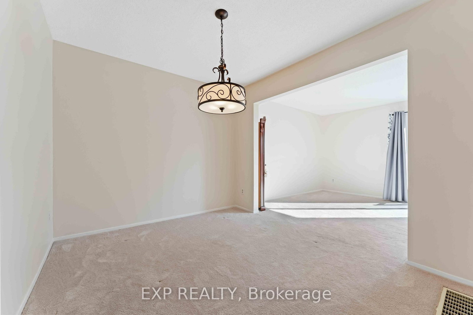 820 CAHILL Drive W • #38 • Ottawa, ON photo 8