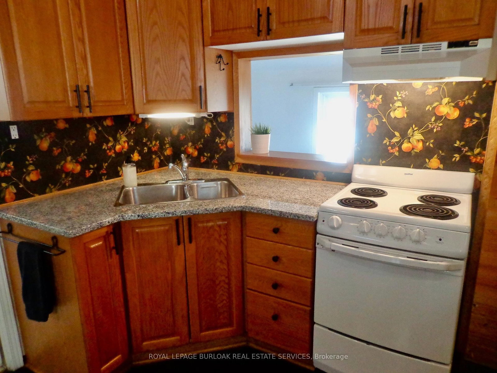 57 Harrison Avenue • Hamilton, ON photo 12