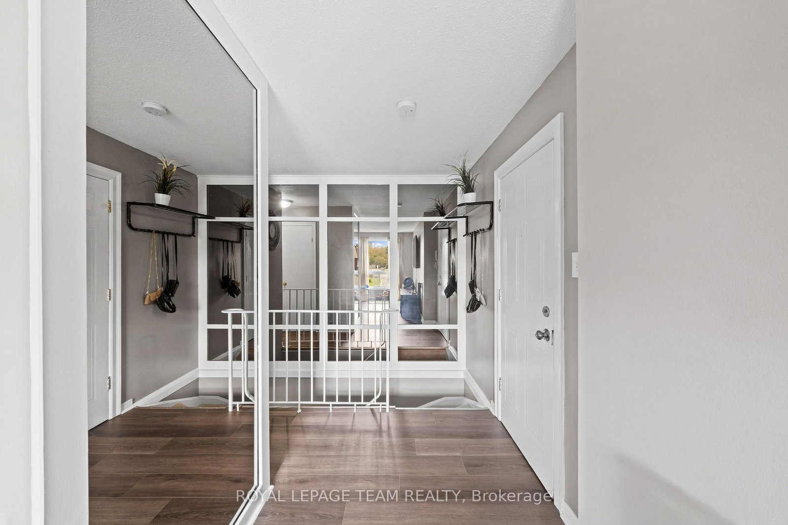1587 Goth Avenue • #113 • Ottawa, ON photo 7