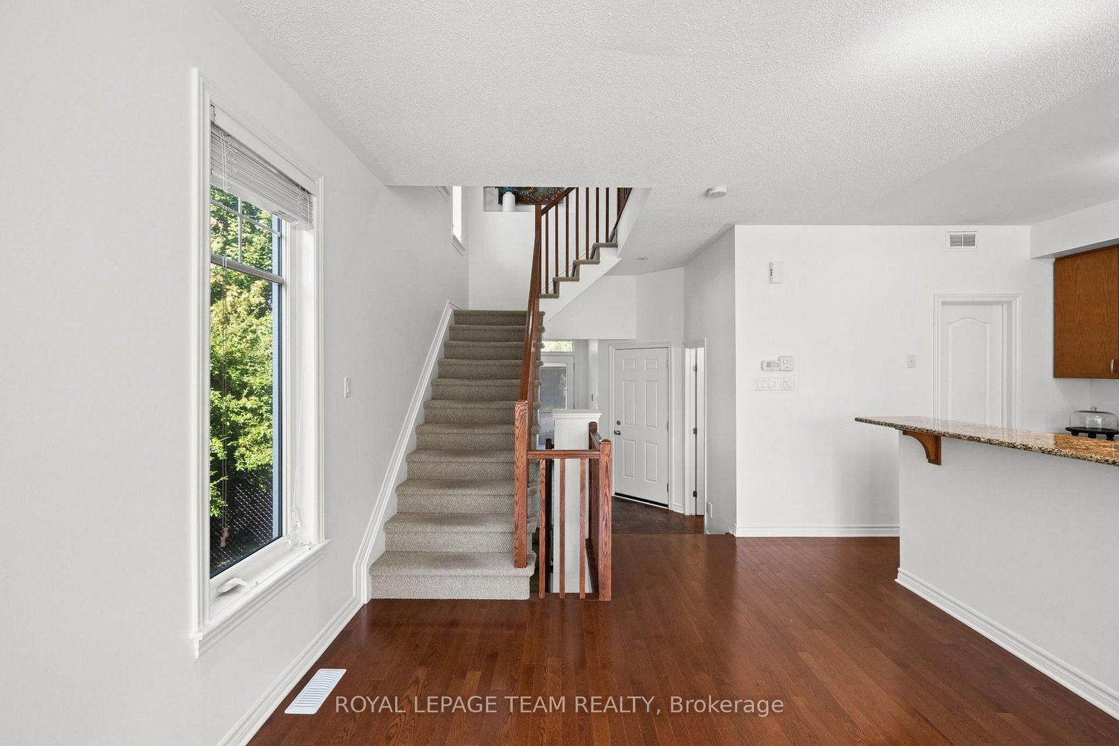 118 Abetti Ridge • Ottawa, ON photo 18