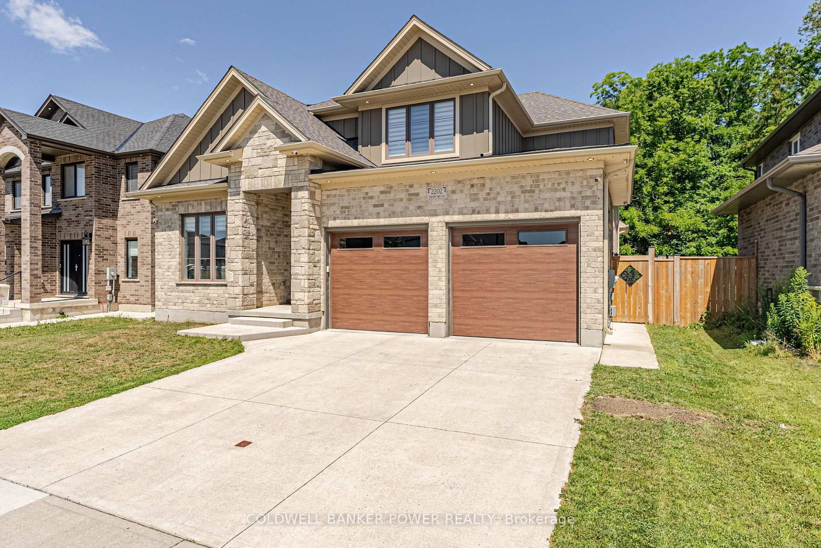 Detached House for sale at 2202 Tripp Drive, London South, Ontario, N6P 0H4 - South V - MLS: X13798904