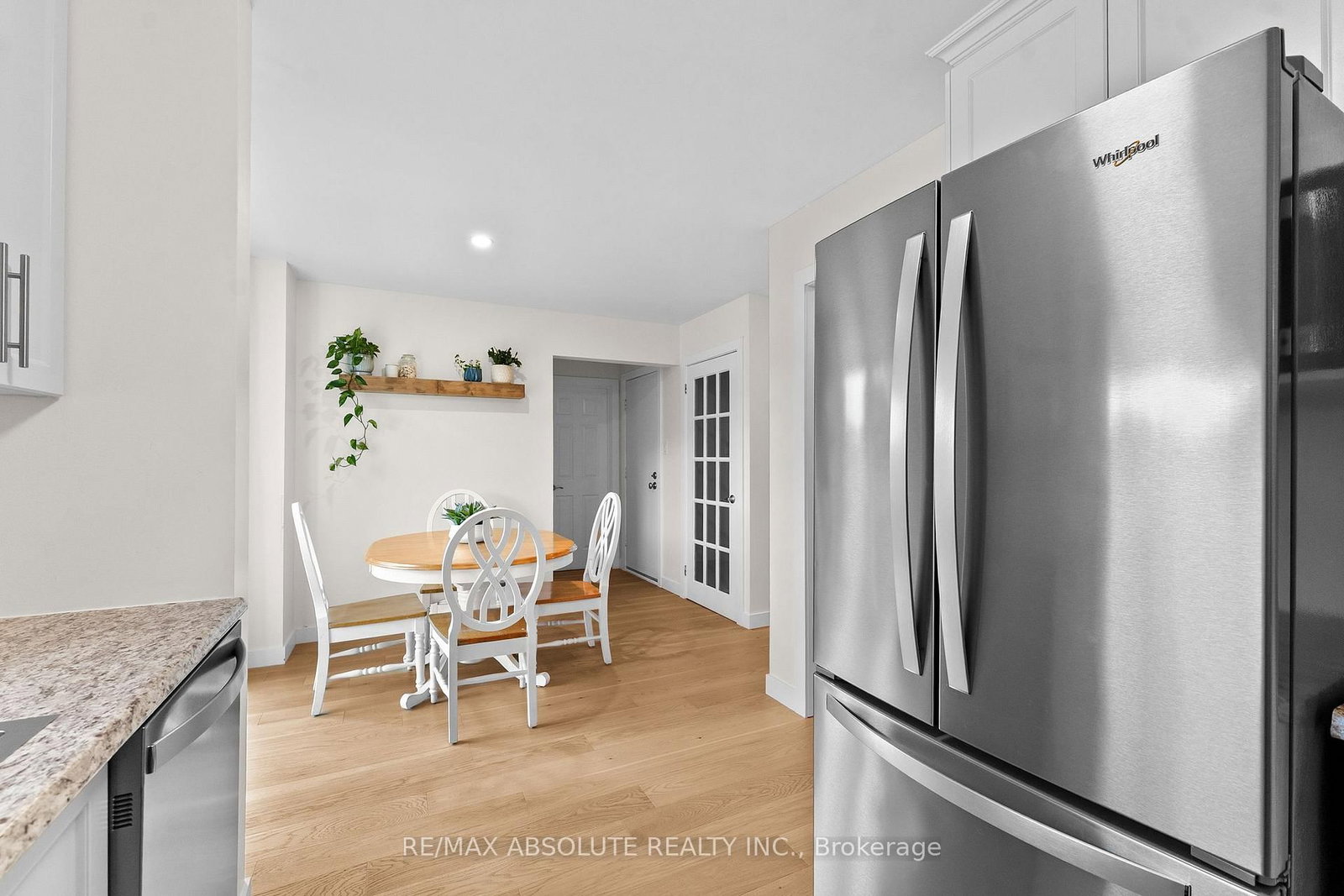32 Greer Street • Ottawa, ON photo 9
