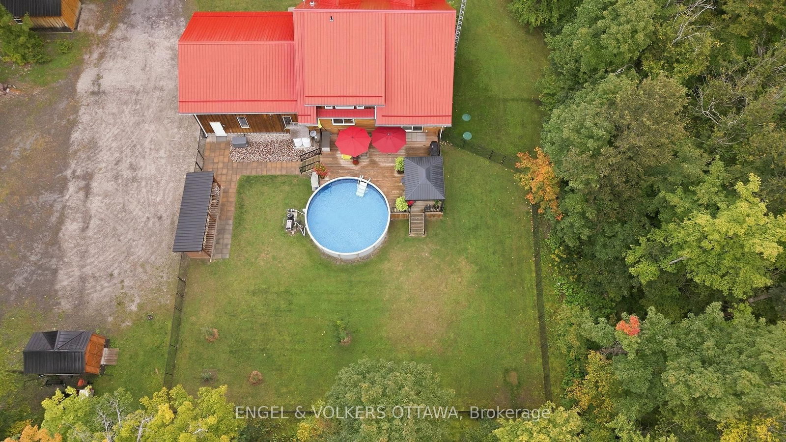 935 Kippen Road • White Lake, ON photo 45