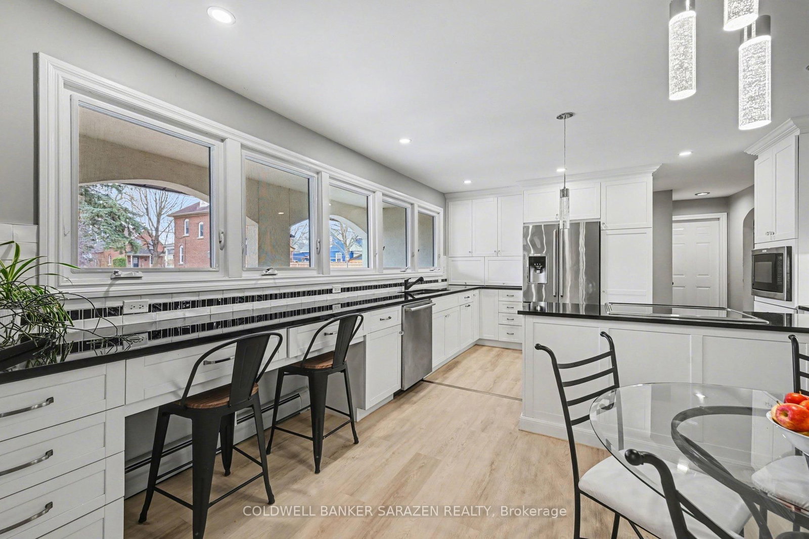 31 Daniel Street S • Arnprior, ON photo 7