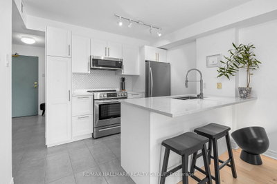429 Somerset Street W • #511 • Ottawa, ON photo 6