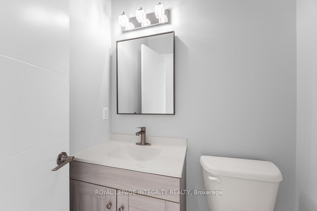 875 CONTOUR Street • #A • Ottawa, ON photo 8