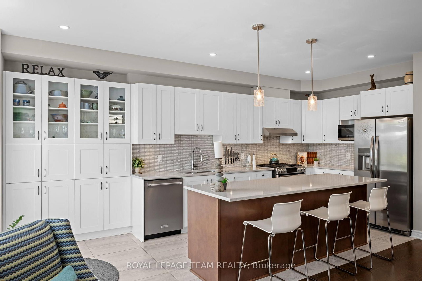 249 Kimpton Drive • Ottawa, ON photo 10