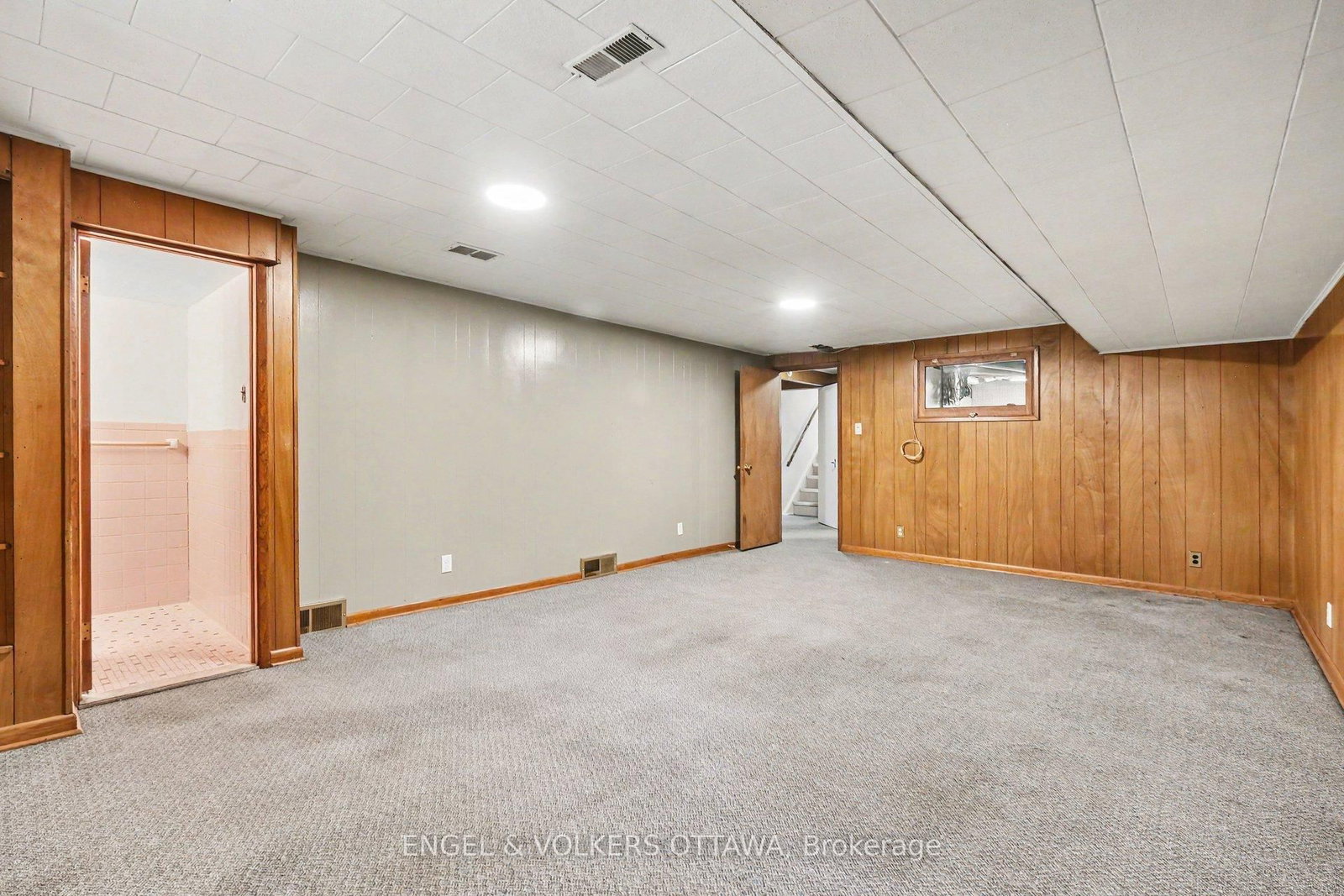 325 Summit Avenue • Ottawa, ON photo 23