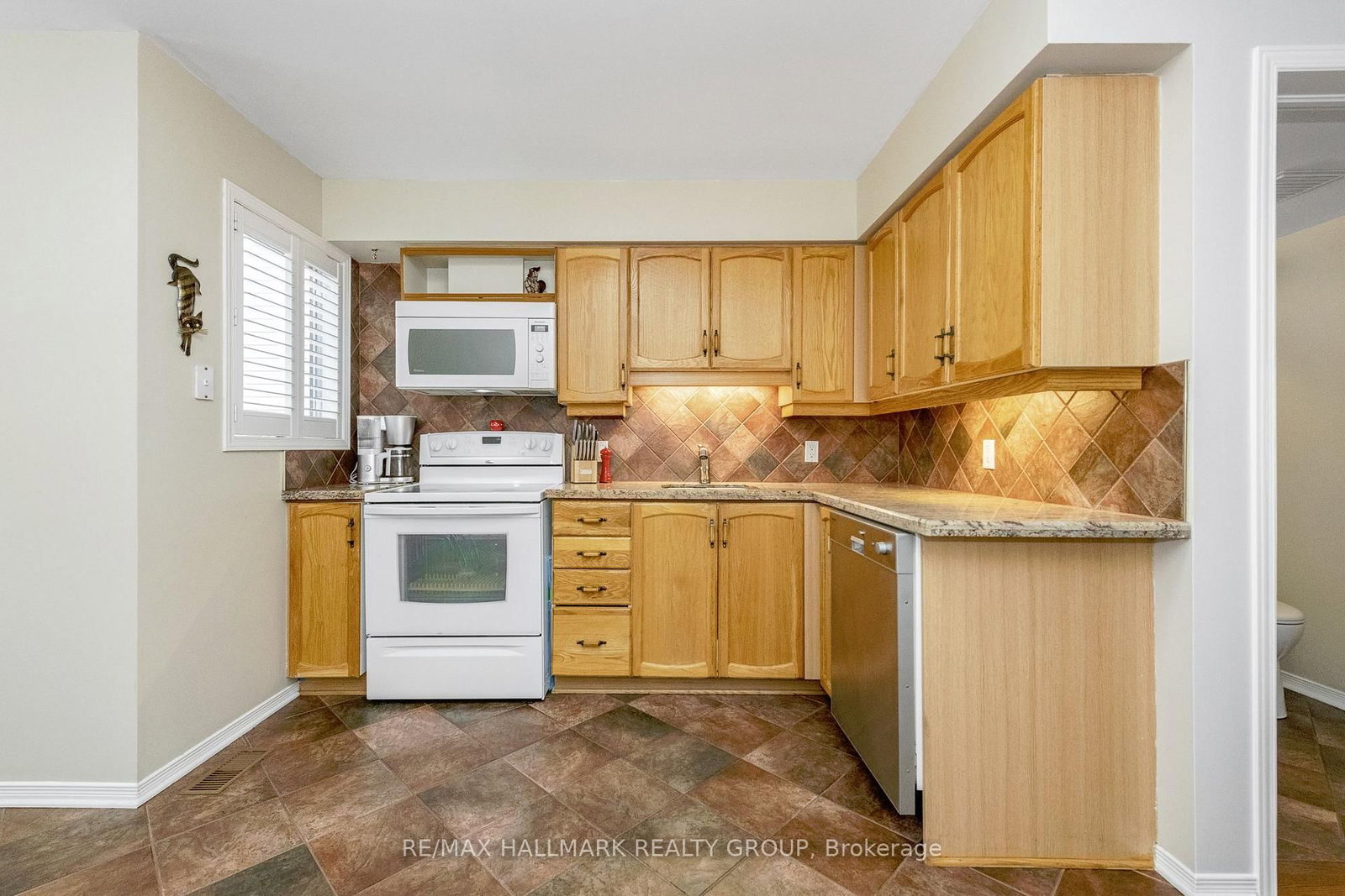 15 Provender Avenue • Ottawa, ON photo 19