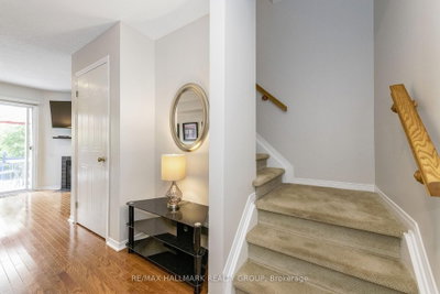 15 Provender Avenue • Ottawa, ON photo 8