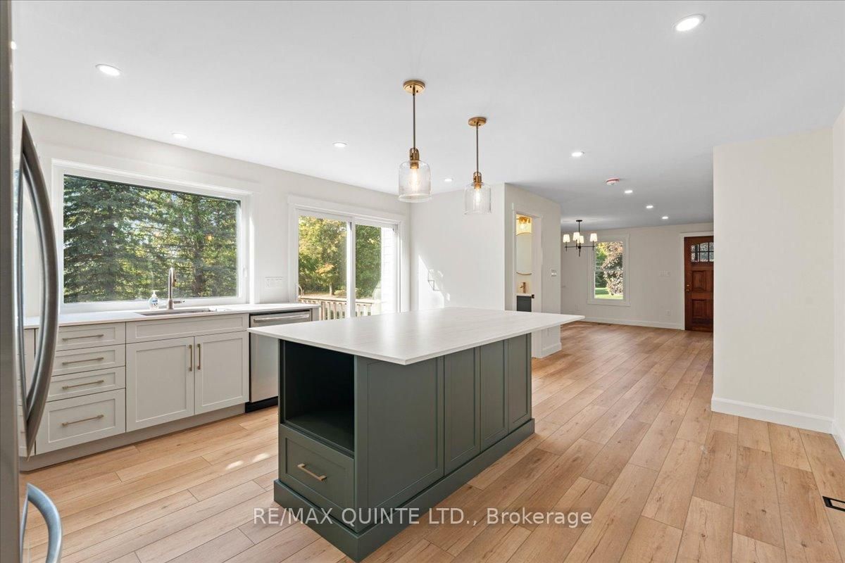 1501 County Road 12 Road • Prince Edward County, ON photo 13