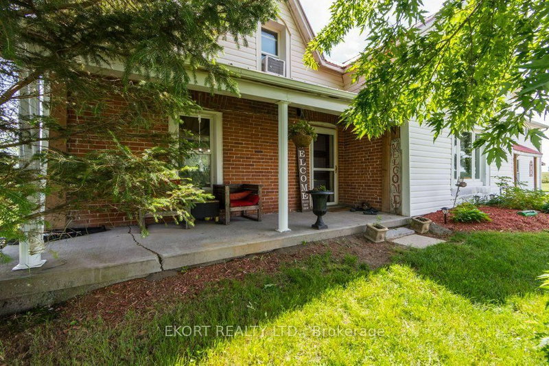 272 Coutts Rd photo 4