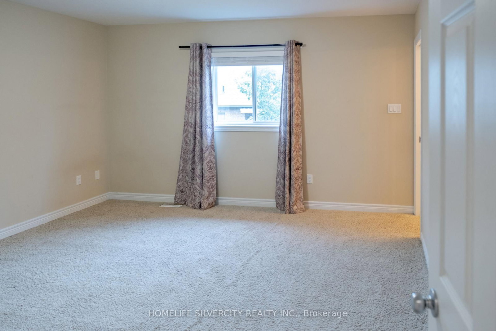 1220 Riverbend Road • #57 • London South, ON photo 13