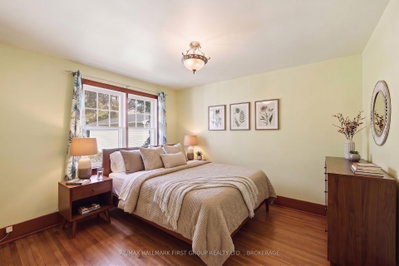 49 Park Street • Kingston, ON photo 9