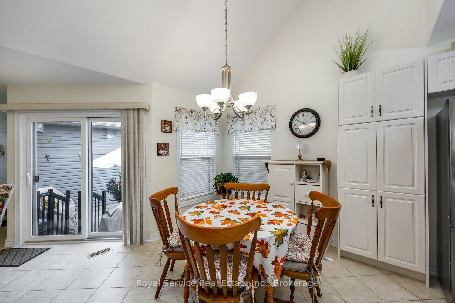 320 Strachan Street • Port Hope, ON photo 19