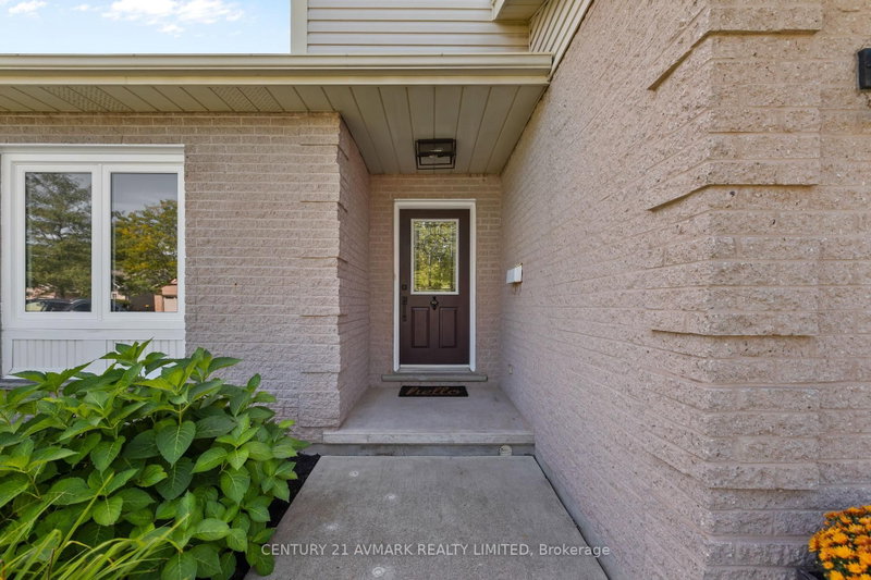 65 Wellandvale Drive