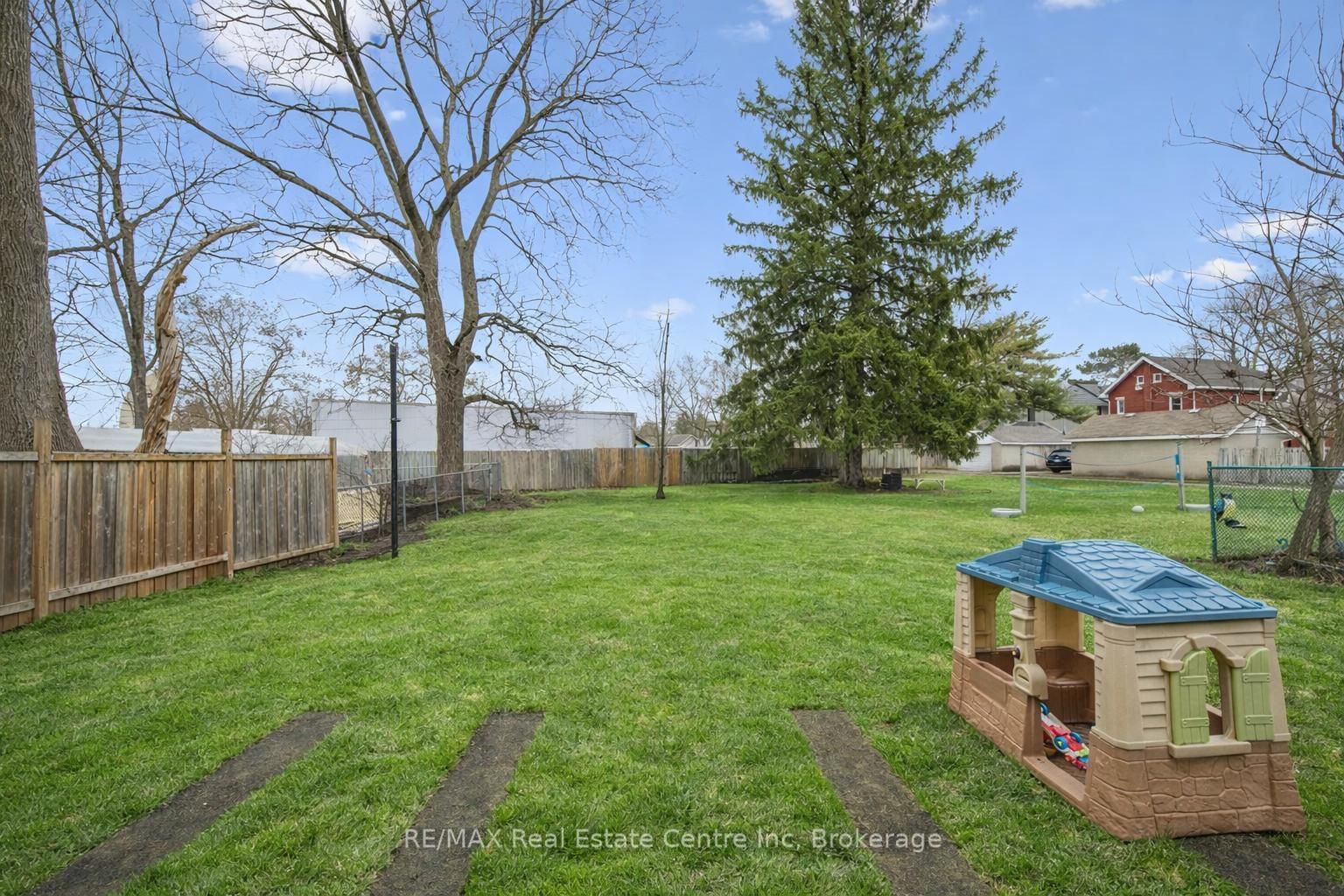 29 Crimea Street • Guelph, ON photo 24