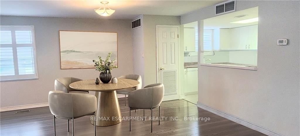 19 Lake Avenue S • #204 • Hamilton, ON photo 8