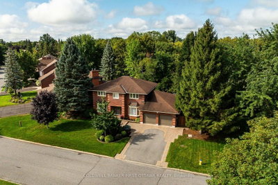 27 Hampel Crescent • Stittsville, ON photo 4