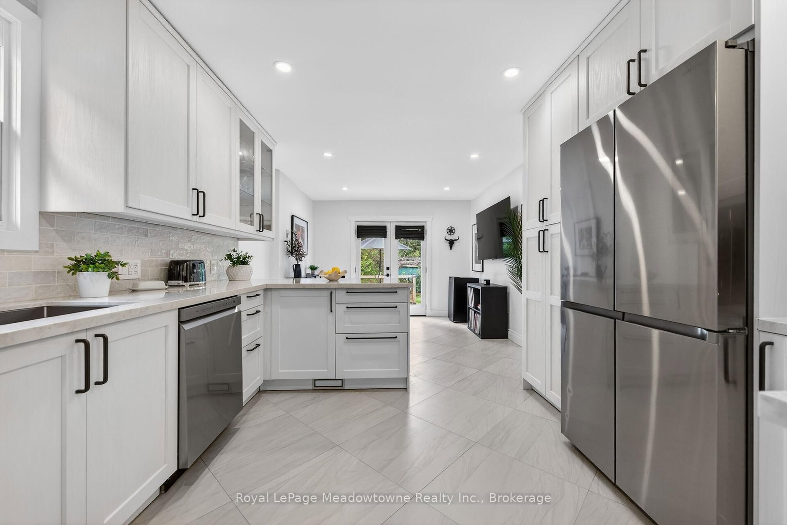 216 Maplewood Avenue • Hamilton, ON photo 15