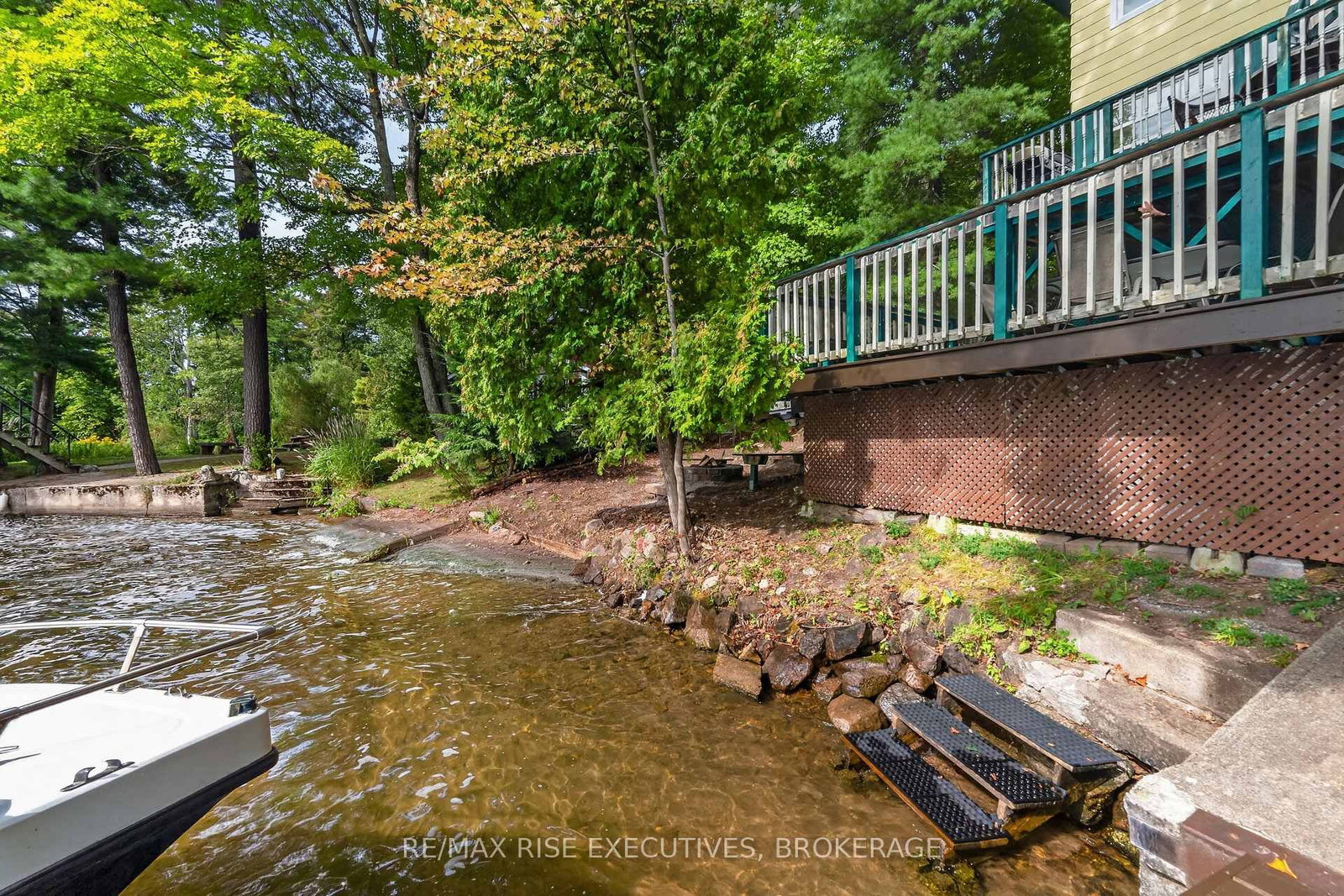 638 Derbyshire Point Lane • Athens, ON photo 33