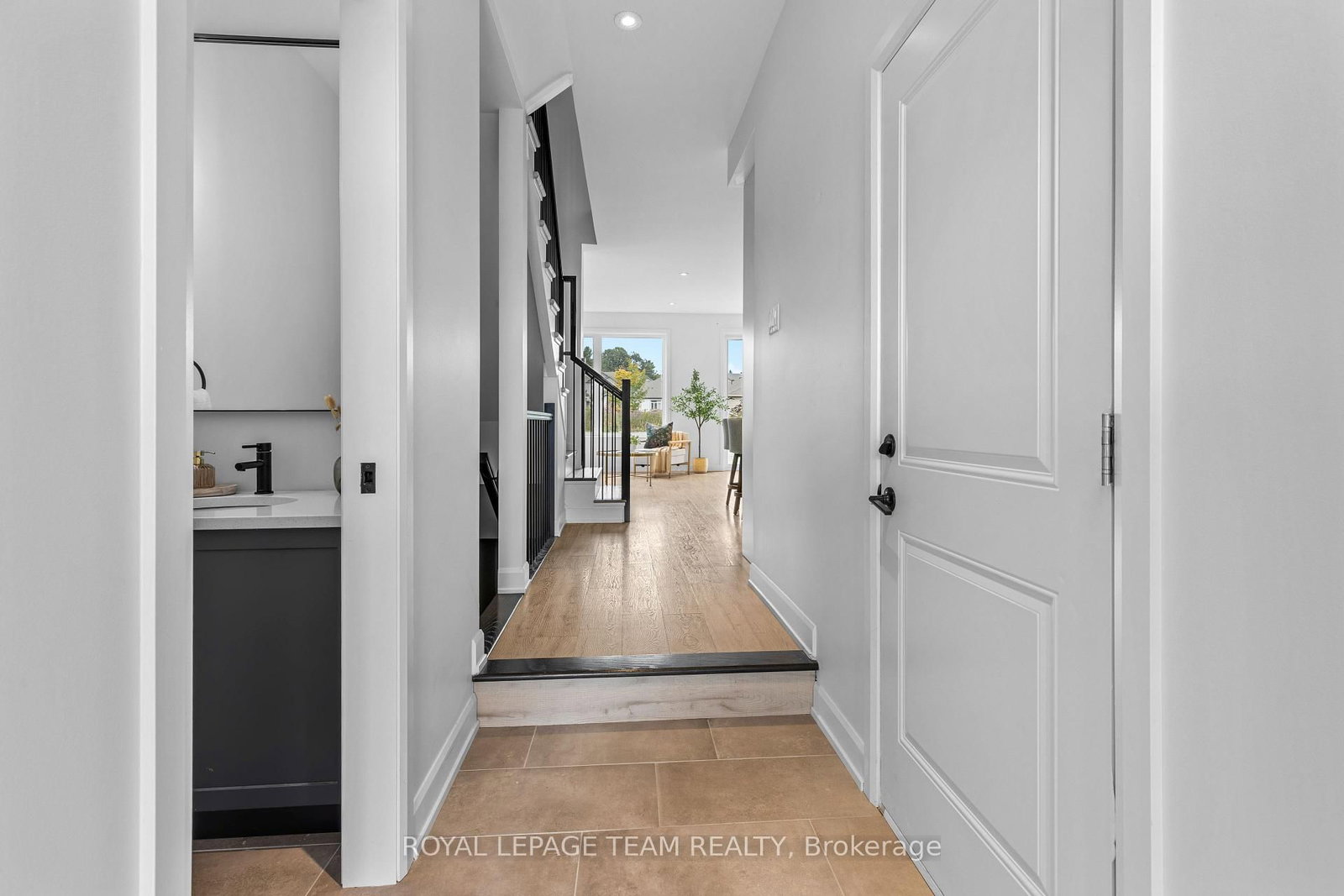173 Rivington Street • #B • Carp, ON photo 5
