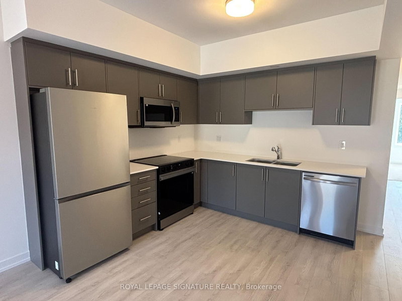 24 - 42 Lowes Road W