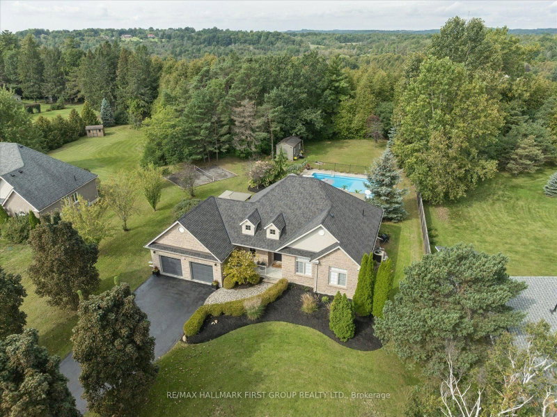 33 Deerfield Drive