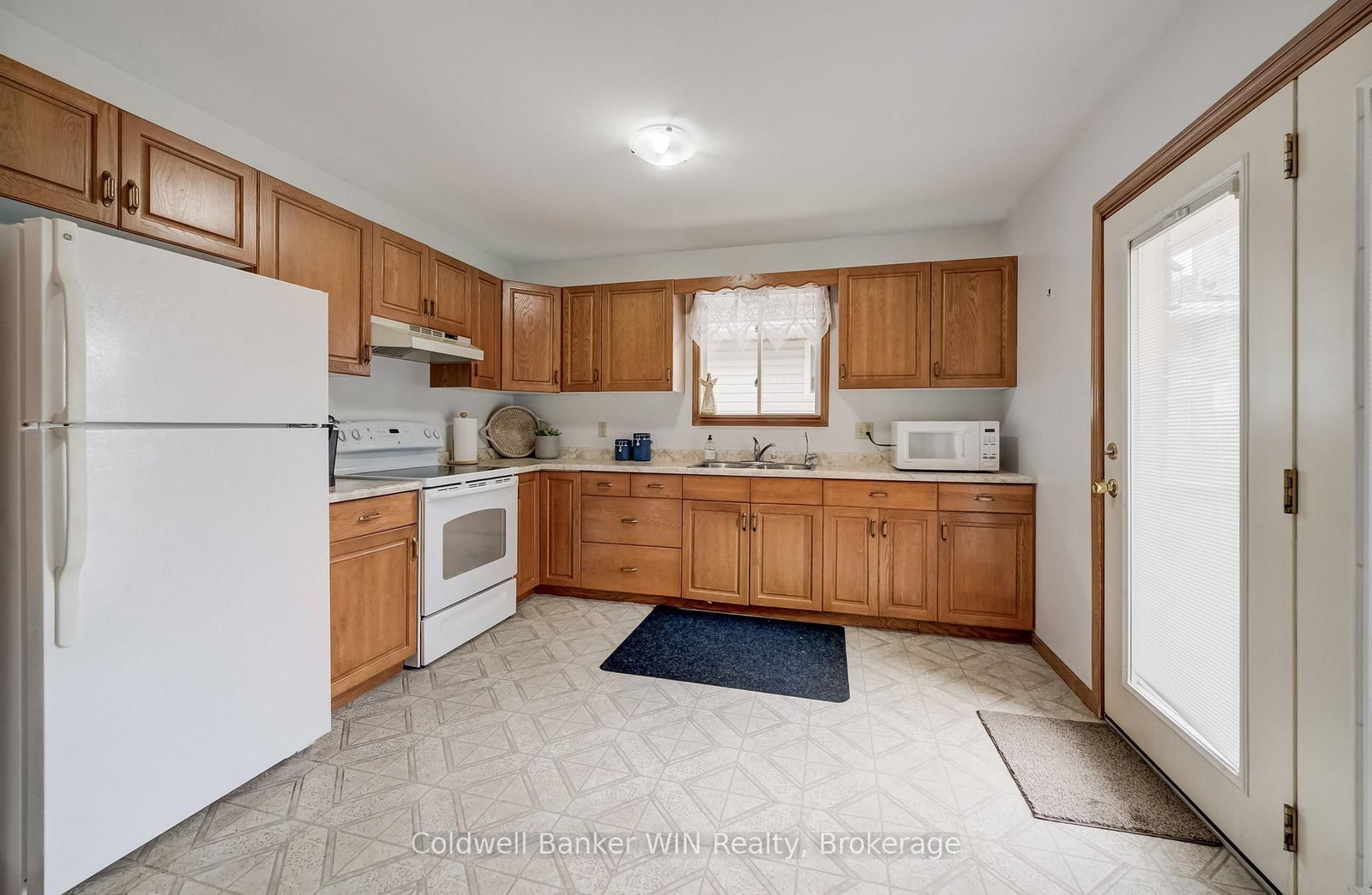 362 Birmingham Street E • Wellington North, ON photo 7