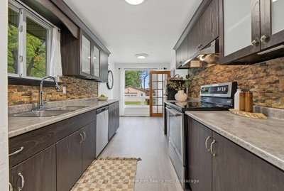 23 MARTIN Street • North Bay, ON photo 2