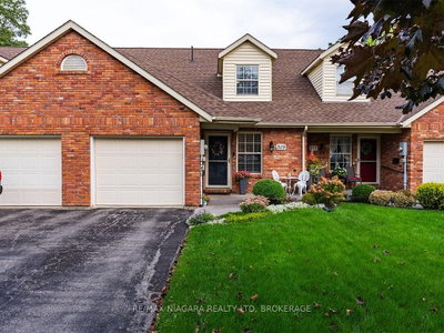 Townhouse for sale at 319 Elgin Street, Port Colborne, Ontario, L3K 6A2 - Sugarloaf - MLS: X13809166